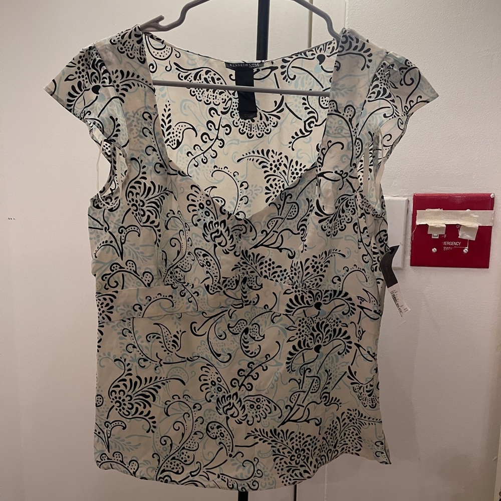 NWT Kenneth Cole New York blouse size 6